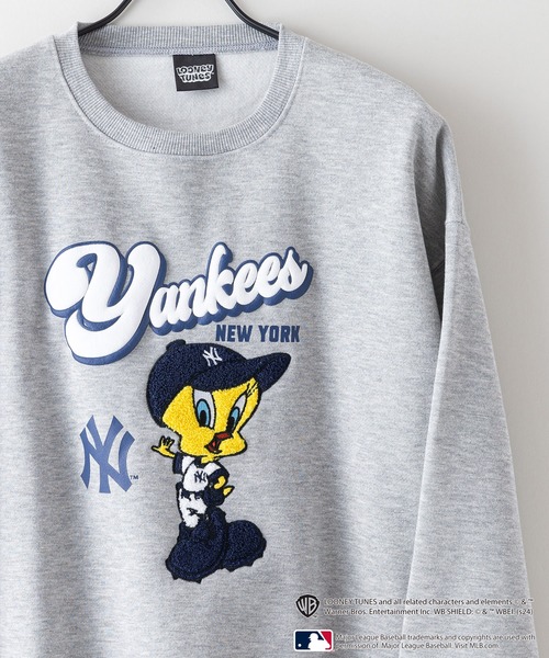 MLB(メジャーリーグベースボール)の「【Looney Tunes × MLB】 オリジナルデザイン 裏起毛クルーネックスウェット(スウェット・メンズ・グレー系その他/ブラック系その他2/グレー系その他3/ブラック系その他/ベージュ系その他2/ホワイト系その他3・MEDIUM/X-LARGE/LARGE)」の18枚目の写真