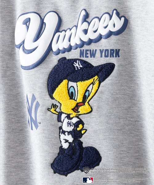 MLB(メジャーリーグベースボール)の「【Looney Tunes × MLB】 オリジナルデザイン 裏起毛クルーネックスウェット(スウェット・メンズ・グレー系その他/ブラック系その他2/グレー系その他3/ブラック系その他/ベージュ系その他2/ホワイト系その他3・MEDIUM/X-LARGE/LARGE)」の20枚目の写真