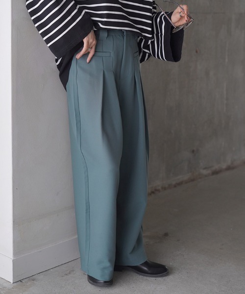 HUG.U(ハグユー)の「立体タックワイドパンツ(スラックス・レディース・ライトブルー/ブラック/サンドベージュ・L/M)」の6枚目の写真