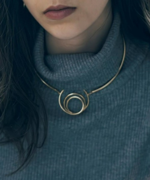 Nothing And Others(ナッシングアンドアザーズ)の「「Nothing And Others/ナッシングアンドアザーズ」Rolling Line Necklace(ネックレス・レディース・シルバー/ゴールド・FREE)」の1枚目の写真