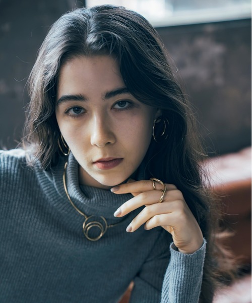 Nothing And Others(ナッシングアンドアザーズ)の「「Nothing And Others/ナッシングアンドアザーズ」Rolling Line Necklace(ネックレス・レディース・シルバー/ゴールド・FREE)」の11枚目の写真