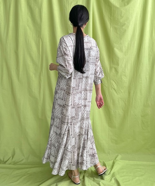新品　エイミーロウ　バンダナカスタムジャケット　カーキ バンダナプリントワンピース LHELBIE│Eimee Law & LHELBIE 公式