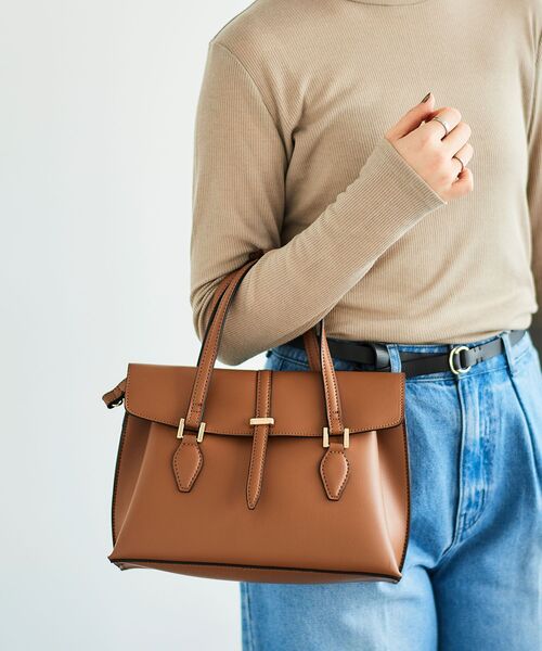 le.coeur blanc（ルクールブラン）の「ベルト付きショルダーBag（ショルダーバッグ・レディース・グレイッシュベージュ/ブラウン/ブラック・FREE）」の16枚目の写真