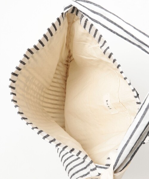 Ray BEAMS（レイビームス）の「【別注】beej / ストライプ トートバッグ（トートバッグ・レディース・ホワイト/ベージュ・ONE SIZE）」の9枚目の写真