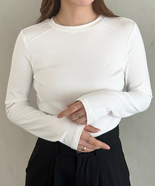 MYMOOD.(マイムード)の「ストレッチ パイピングデザインシンプルカットソー ロングTシャツ(Tシャツ/カットソー・レディース・ブラック/アイボリー/ホワイト・FREE)」の2枚目の写真