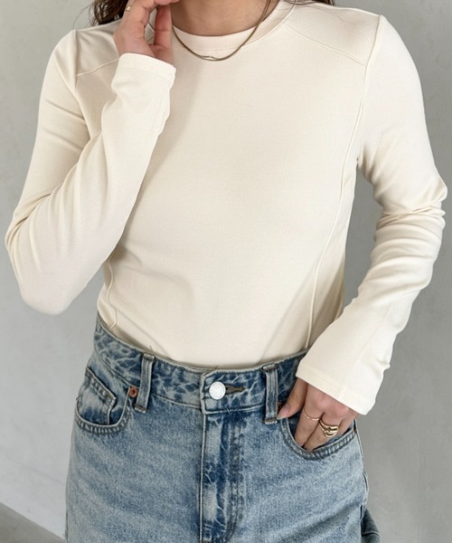 MYMOOD.(マイムード)の「ストレッチ パイピングデザインシンプルカットソー ロングTシャツ(Tシャツ/カットソー・レディース・ブラック/アイボリー/ホワイト・FREE)」の17枚目の写真