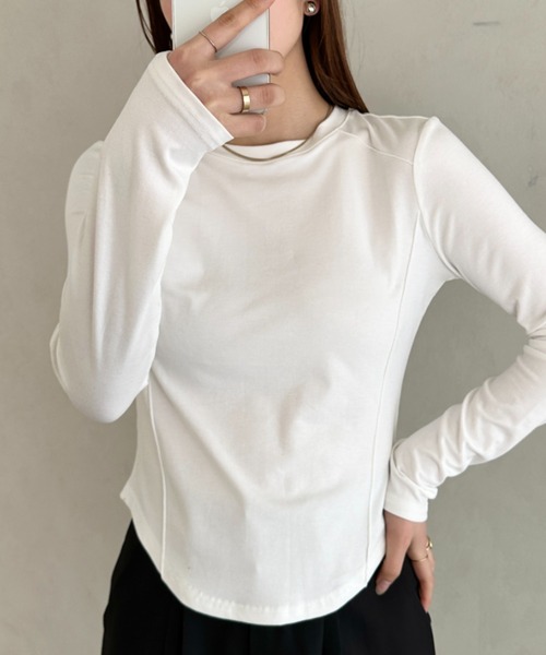 MYMOOD.(マイムード)の「ストレッチ パイピングデザインシンプルカットソー ロングTシャツ(Tシャツ/カットソー・レディース・ブラック/アイボリー/ホワイト・FREE)」の7枚目の写真