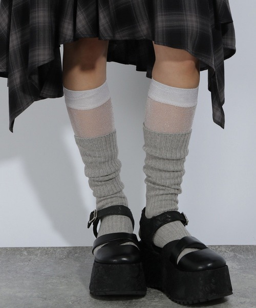 HARE（ハレ）の「2Pセットルーズソックス＊シアーラメハイソックス(HARE)（ソックス/靴下・レディース・グレー/ブラック・FREE）」の19枚目の写真