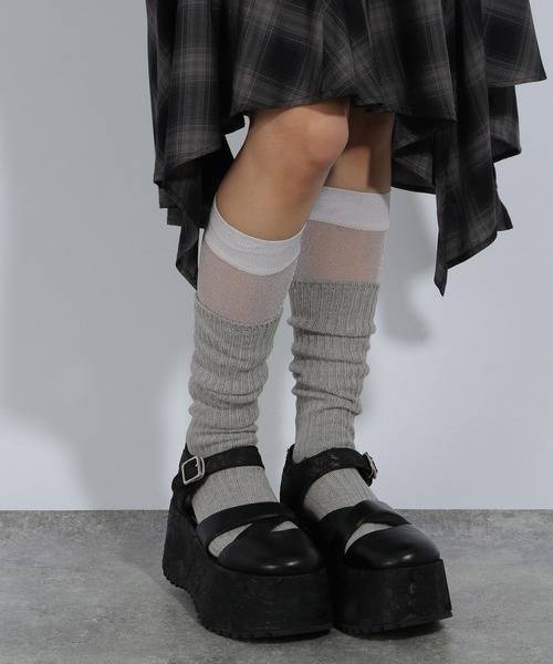 HARE（ハレ）の「2Pセットルーズソックス＊シアーラメハイソックス(HARE)（ソックス/靴下・レディース・グレー/ブラック・FREE）」の18枚目の写真