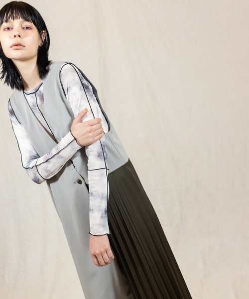 OSMOSIS(オズモーシス)の「メロー切替ロンT(Tシャツ/カットソー・レディース・ベージュ/ブラック/ブラック系その他/マルチ・ONE SIZE)」の22枚目の写真