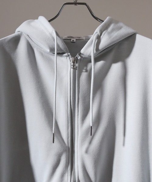 SUGGESTION（サジェッション）の「SLEEVE FLOWER  Embroidered full zip hoodie / 刺繍 フルジップパーカー unisex（パーカー・メンズ・ライトグレー/ブラック・M/L）」の5枚目の写真