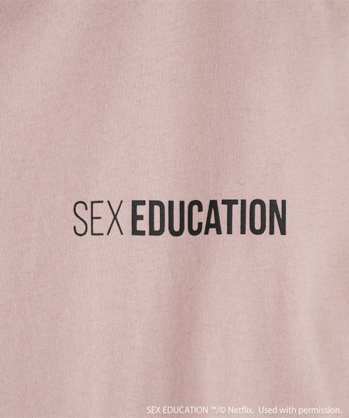 ROSE BUD(ローズバッド)の「Netflix Series ‘SEX EDUCATION’ × ROSE BUD/AMERICAN COMIC TEE(Tシャツ/カットソー・レディース・ピンク/ホワイト/ブラック・ONE SIZE)」の18枚目の写真