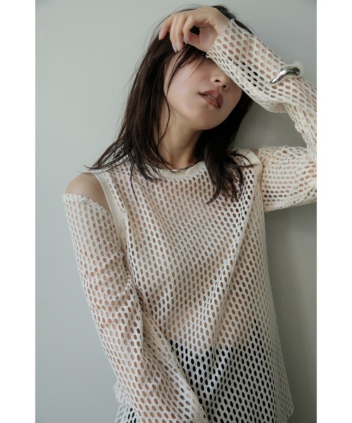 AGAWD(アガウド)の「AGAWD 2WAYメッシュプルオーバー ★(Tシャツ/カットソー・レディース・ホワイト/ベージュ/ブラック・FREE)」の3枚目の写真