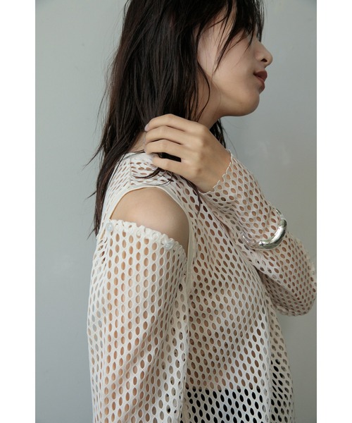 AGAWD(アガウド)の「AGAWD 2WAYメッシュプルオーバー ★(Tシャツ/カットソー・レディース・ホワイト/ベージュ/ブラック・FREE)」の11枚目の写真