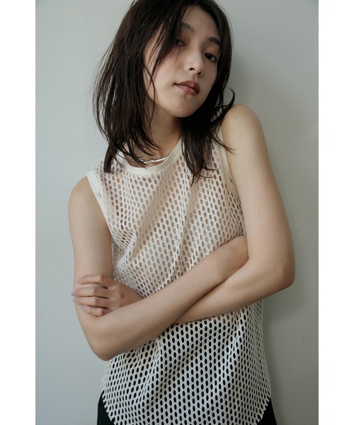 AGAWD(アガウド)の「AGAWD 2WAYメッシュプルオーバー ★(Tシャツ/カットソー・レディース・ホワイト/ベージュ/ブラック・FREE)」の12枚目の写真