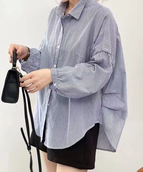 aimoha(アイモハ)の「ギャザーデザインオーバーシャツ(シャツ/ブラウス・レディース・ライトベージュ/ブルー/ホワイト系その他2/ピンク/ホワイト系その他/ホワイト・FREE)」の6枚目の写真