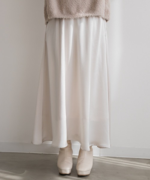 CLETTE（クレット）の「サテンフレアスカート（スカート・レディース・アイボリー/ピンクベージュ/モカ・3L/LL/4L）」の14枚目の写真
