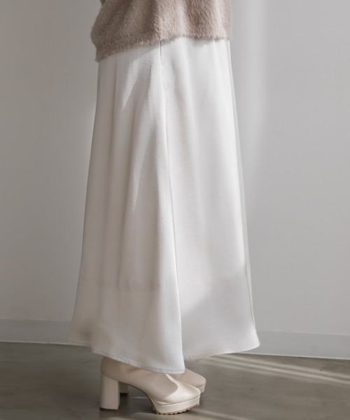 CLETTE（クレット）の「サテンフレアスカート（スカート・レディース・アイボリー/ピンクベージュ/モカ・3L/LL/4L）」の15枚目の写真