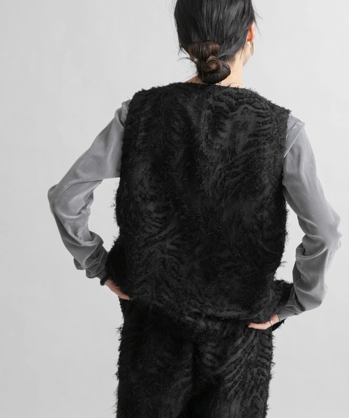 KBF（ケイビーエフ）の「フリンジベスト（ベスト・レディース・アイボリー/ブラック・ONE）」の6枚目の写真