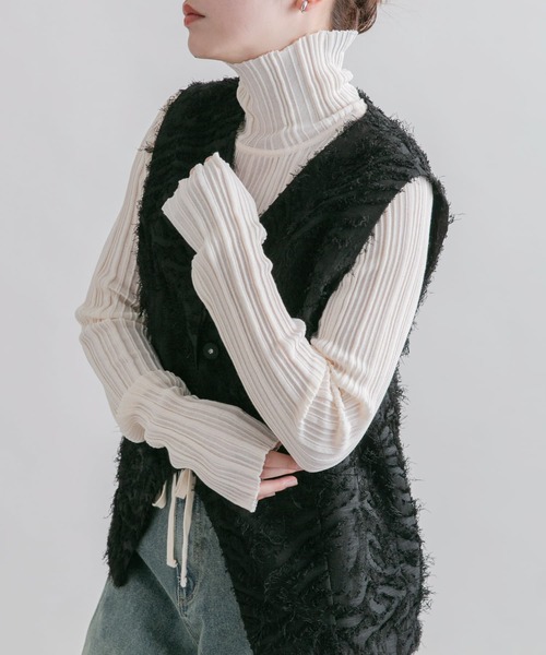 KBF（ケイビーエフ）の「フリンジベスト（ベスト・レディース・アイボリー/ブラック・ONE）」の11枚目の写真