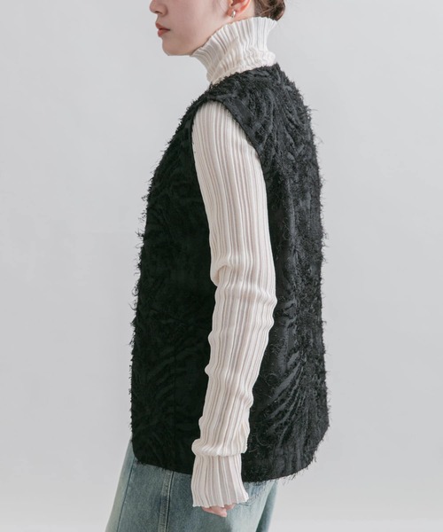 KBF（ケイビーエフ）の「フリンジベスト（ベスト・レディース・アイボリー/ブラック・ONE）」の15枚目の写真