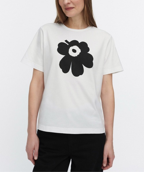 marimekko(マリメッコ)の「erna Unikko /placement t-shirt(Tシャツ/カットソー・レディース・ブラック/ホワイト・LARGE/MEDIUM/SMALL/X-SMALL/X-LARGE)」の9枚目の写真