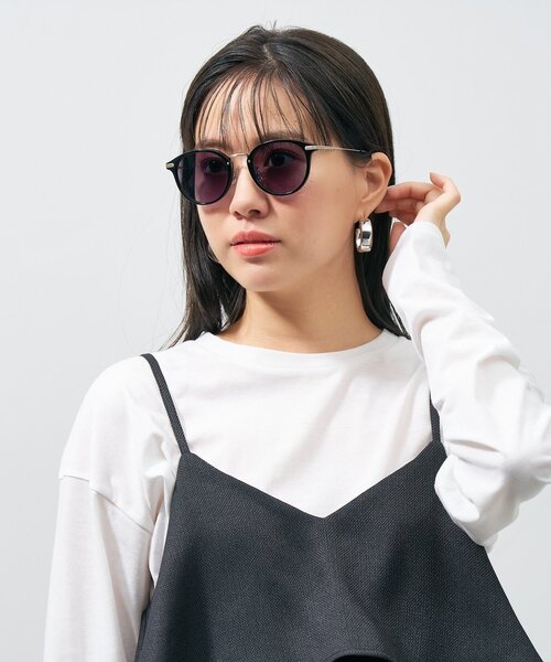 UNITED ARROWS(ユナイテッドアローズ)の「【WEB限定】ボストン型 サングラス|調光サングラス|レンズの色が変わる|ゴールド|メタル|UVカット|紫外線対策|ユナイテッドアローズ|Zoff|UNITED ARROWS(サングラス・レディース・ブラック/ブラウン系その他5・FREE)」の12枚目の写真