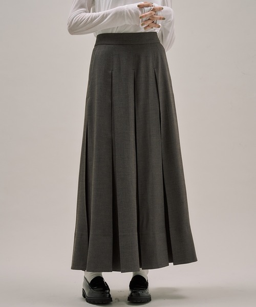 PUBLIC TOKYO(パブリックトウキョウ)の「プリクルータックフレアスカート(スカート・レディース・ベージュ/ダークグレー/ブラウン/アイボリー・1/2)」の21枚目の写真