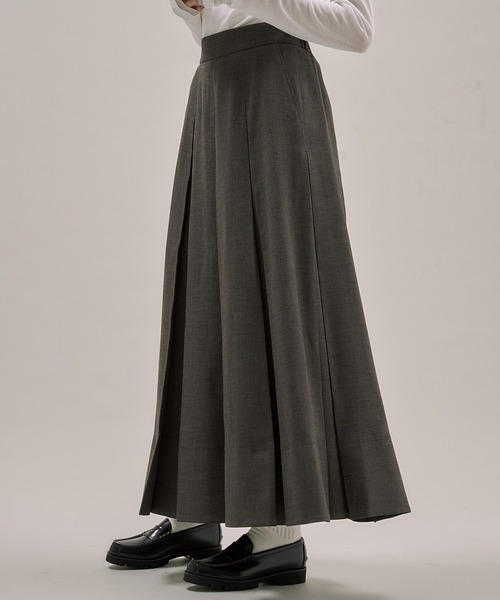 PUBLIC TOKYO(パブリックトウキョウ)の「プリクルータックフレアスカート(スカート・レディース・ベージュ/ダークグレー/ブラウン/アイボリー・1/2)」の22枚目の写真