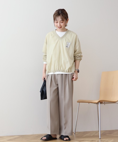 AMERICAN HOLIC（アメリカンホリック）の「ナイロン シャカシャカプルオーバー（ナイロンジャケット・レディース・ベージュ/ネイビー/オフホワイト・L/M）」の7枚目の写真