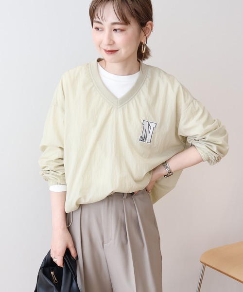 AMERICAN HOLIC（アメリカンホリック）の「ナイロン シャカシャカプルオーバー（ナイロンジャケット・レディース・ベージュ/ネイビー/オフホワイト・L/M）」の10枚目の写真