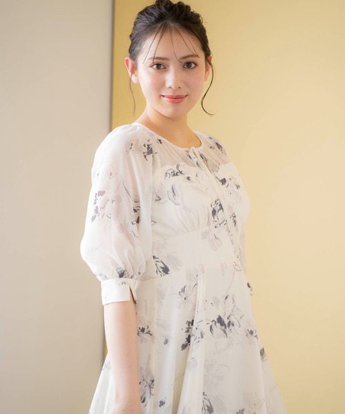 NOELA(ノエラ)の「【15周年】ビスチェデザイン花柄ワンピ(ワンピース・レディース・オフホワイト/ライトグリーン/ラベンダー・S/M)」の16枚目の写真