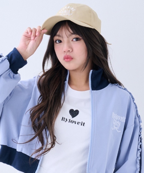 by LOVEiT（バイラビット）の「ロングリボンつきキャップ（キャップ・キッズ・ブラック/サックスブルー/ベージュ・56-58cm/M(54-56cm)）」の4枚目の写真