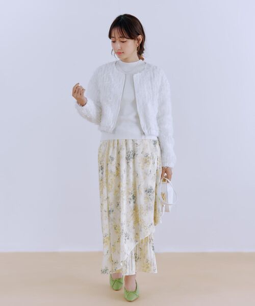 COHINA(コヒナ)の「フェザーチュールシアーブルゾン 【低身長・小柄女性】(ブルゾン・レディース・ブラック/ホワイト/ベージュ・ONE SIZE)」の18枚目の写真