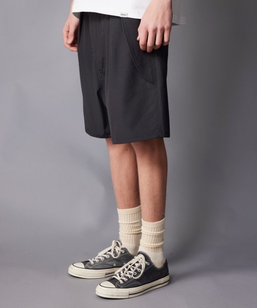 rehacer(レアセル)の「rehacer : 60/40 Cloth Utility Shorts / ロクヨンクロス ユーティリティーショーツ(その他パンツ・メンズ・レッド/ブラック/ネイビー・LARGE/MEDIUM/SMALL)」の4枚目の写真
