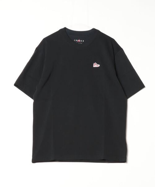JORDAN BRAND(ジョーダンブランド)の「ジョーダン ジョーダン BRND BR SNKR PCH クルー S/S Tシャツ(Tシャツ/カットソー・メンズ・ホワイト×レッド/ベージュ/ネイビー/ブラック×レッド・SS/S/M/L/XL/2XL/3XL)」の2枚目の写真