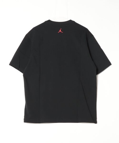 JORDAN BRAND(ジョーダンブランド)の「ジョーダン ジョーダン BRND BR SNKR PCH クルー S/S Tシャツ(Tシャツ/カットソー・メンズ・ホワイト×レッド/ベージュ/ネイビー/ブラック×レッド・SS/S/M/L/XL/2XL/3XL)」の7枚目の写真