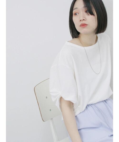 Samansa Mos2 blue（サマンサモスモスブルー）の「ツイストスリーブアソートTシャツ（Tシャツ/カットソー・レディース・ブルー/ブラック/プラム/チャコールグレー/オフホワイト・F）」の7枚目の写真