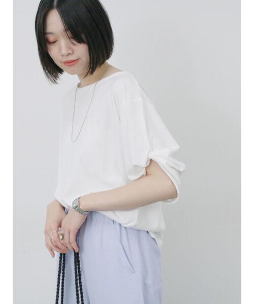 Samansa Mos2 blue（サマンサモスモスブルー）の「ツイストスリーブアソートTシャツ（Tシャツ/カットソー・レディース・ブルー/ブラック/プラム/チャコールグレー/オフホワイト・F）」の9枚目の写真