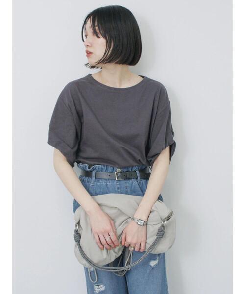 Samansa Mos2 blue（サマンサモスモスブルー）の「ツイストスリーブアソートTシャツ（Tシャツ/カットソー・レディース・ブルー/ブラック/プラム/チャコールグレー/オフホワイト・F）」の14枚目の写真