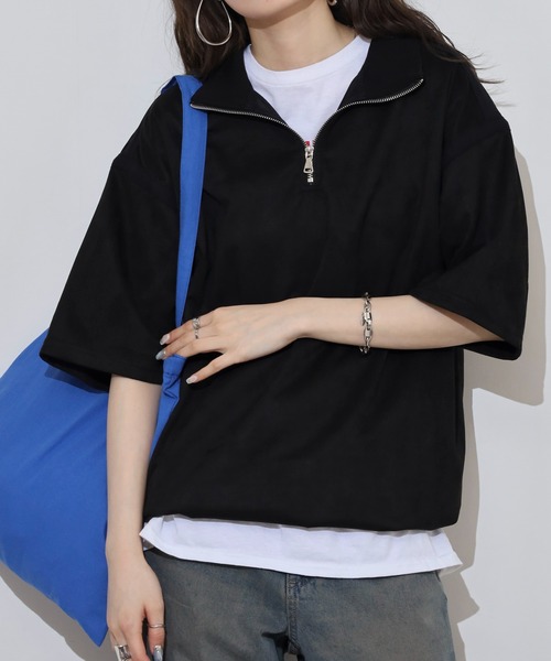 ATELANE(アテレーン)の「ATELANE フェイクスウェード 半袖 ハーフジップデザイン Tシャツ(Tシャツ/カットソー・メンズ・グレー/アイボリー/ブラック・L/XL/M)」の1枚目の写真