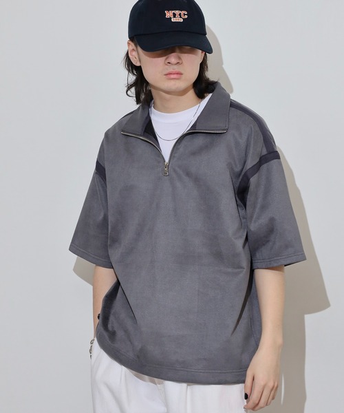 ATELANE(アテレーン)の「ATELANE フェイクスウェード 半袖 ハーフジップデザイン Tシャツ(Tシャツ/カットソー・メンズ・グレー/アイボリー/ブラック・L/XL/M)」の4枚目の写真