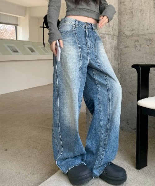 REBALANCE(リバランス)の「ワイドデニムパンツ(デニムパンツ・レディース・A・MEDIUM/LARGE/X-LARGE)」の5枚目の写真