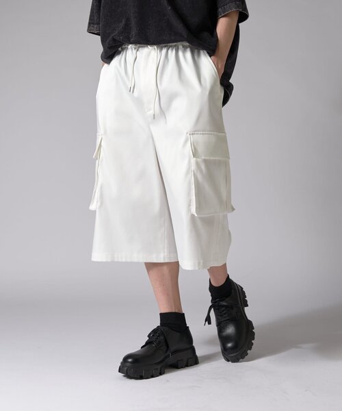 Lui's(ルイス)の「ルーズフィットカーゴショートパンツ(その他パンツ・メンズ・ブラック/ホワイト・FREE)」の20枚目の写真