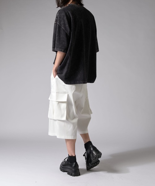 Lui's(ルイス)の「ルーズフィットカーゴショートパンツ(その他パンツ・メンズ・ブラック/ホワイト・FREE)」の9枚目の写真