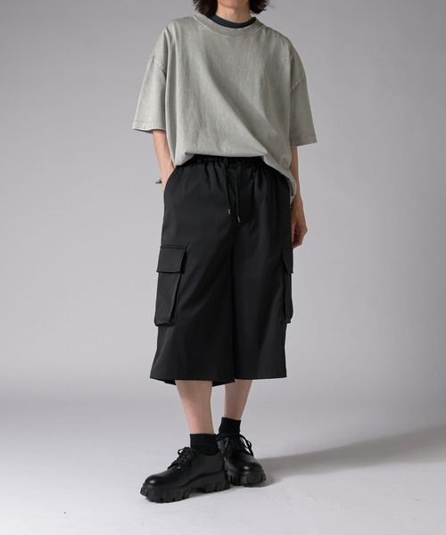 Lui's(ルイス)の「ルーズフィットカーゴショートパンツ(その他パンツ・メンズ・ブラック/ホワイト・FREE)」の15枚目の写真