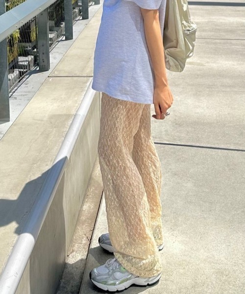 LAC-VERT（ラック・ヴェール）の「レースパンツ（その他パンツ・レディース・ホワイト/ブラック/ピンク/ベージュ・FREE）」の3枚目の写真