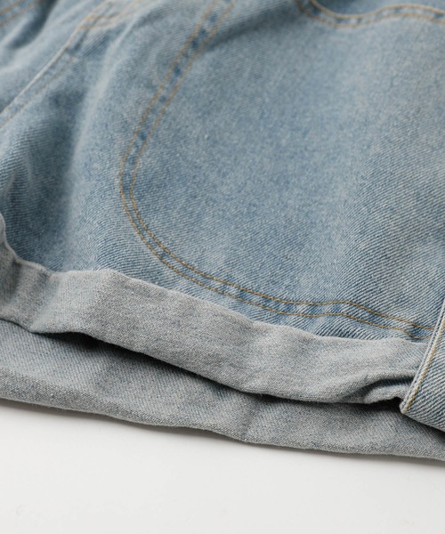 URBAN CHERRY（アーバンチェリー）の「ハイウエストロールアップデニムショートパンツ（デニムパンツ・キッズ・ブルー・S/M/XS）」の12枚目の写真