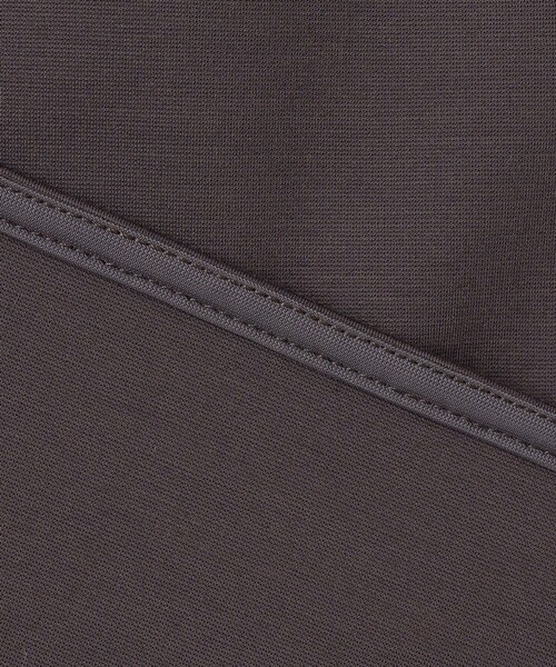 UNFILO(アンフィーロ)の「BEAUTY FORM-T シアースリーブT(Tシャツ/カットソー・レディース・ネイビー系/ベージュ系/ブラック系/グレー系・SMALL/MEDIUM/LARGE)」の17枚目の写真