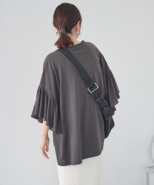 RETRO GIRL(レトロガール)の「袖フリル切替TEE(Tシャツ/カットソー・レディース・オフホワイト/イエロー/ライトグレー・FREE)」の16枚目の写真